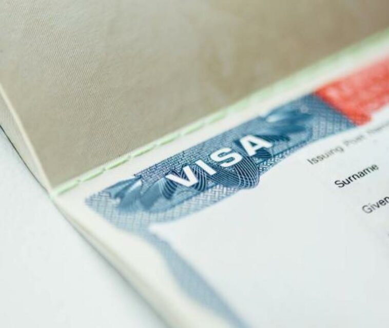 ¿Qué hay que hacer para obtener la Visa de inversionista de EE. UU.?