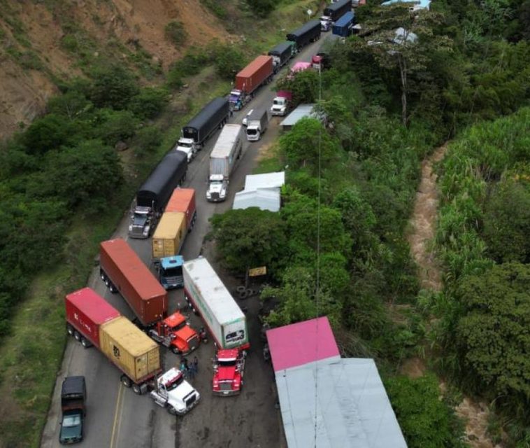 $ 5 mil millones, las pérdidas diarias por los cierres en la vía a Buenaventura