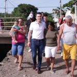 Alcalde con las comunidades: “Por primera vez llegará el pavimento a Los Nogales”