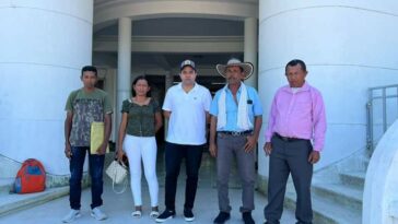 Alcalde y líderes de Ariguaní llegaron a la Gobernación en busca de ayudas para los damnificados