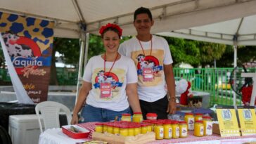 Apoyemos lo nuestro: 100 emprendedores comercializan sus productos en la Plaza Cultural del Sinú