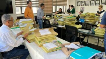 Con más de 600 hojas de vida, la Uniquindío supera las expectativas para la convocatoria pública de méritos