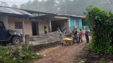 Construyen placa huella en San Bernardo, Sandoná