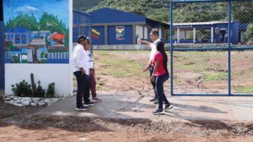 Continúan las obras de mejoramiento de infraestructura educativa en Riohacha