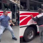 EN VIDEO: Casco vs machete: así fue la pelea entre conductor de moto y buseta