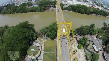 “El movimiento del puente es natural porque es colgante y no está en riesgo”: Invías