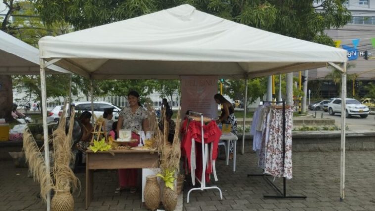 Feria de emprendimiento congregó a 22 mujeres en Los Laureles