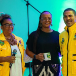 Gobierno hizo reconocimientos a líderes comunales de la isla  