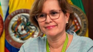 Intereses políticos estarían detrás de la salida de la Secretaria de Educación de Bucaramanga