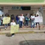 Unos cuantos mosqueteros, fueron muy pocos los voluntarios que acompañaron a los convocantes a la marcha.