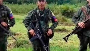 «La idea es tomarnos Arauca y poner unos 300 muertos antes de diciembre»: Alias Antonio Medina de las Farc-EP