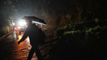 Lluvias en Bogotá y La Calera dejan vías colapsadas y un fallecido