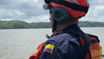 Rescate de película del pescador que naufragó; otros tres siguen desaparecidos