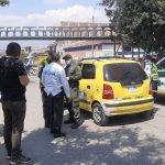 Sicarios le dieron bala a un taxista frente a la galería de Alfonso López