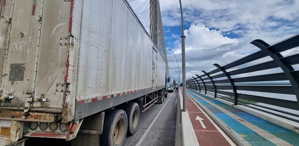 Tráfico afectado en la vía Barranquilla - Santa Marta por nueva protesta