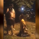 [Video] Menor de 13 años de edad ‘enfierrado’  golpea a un hombre en Puerto Berrío, Antioquia