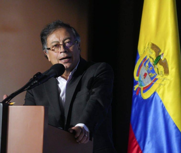 'No estamos diciendo que vamos a permitir la cocaína': Gustavo Petro