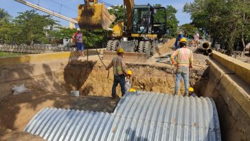 Acuerdan nuevo plazo para terminar reparación del puente colapsado en Lorica