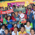 Niños del resguardo indígena de San Francisco y del corregimiento de Guayacanal, celebrando el dulce sabor de la navidad