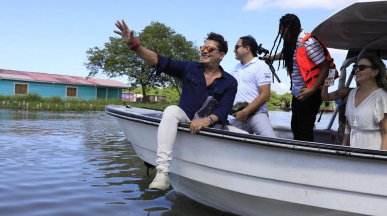 Carlos Vives lidera proyecto educativo para los pueblos palafitos 