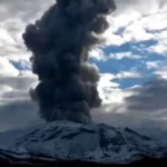 Declaran la alerta amarilla por actividad volcánica en el Nevado del Ruiz