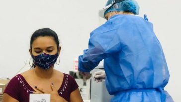 ESE Salud Pereira realiza jornada de vacunación masiva contra Covid-19
