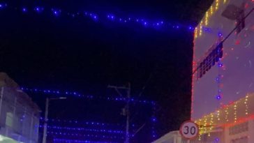 En Manzanares ni los altos costos de energía apagaron sus luces y tradiciones navideñas