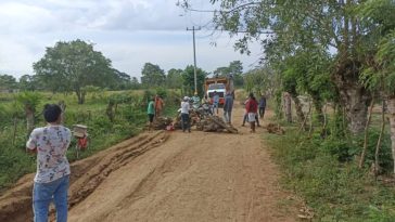 En la vereda Santa Rosa de Lorica bloquearon la vía