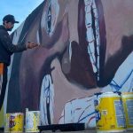 En video: comunidad de Montelíbano (Córdoba) pintó un mural a 100 manos