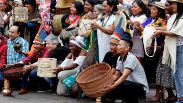 Las «artesanías del mundo» se toman la principal feria del sector en Colombia