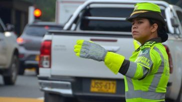 Más de 5.000 policías vigilarán las vías de Antioquia en la temporada decembrina