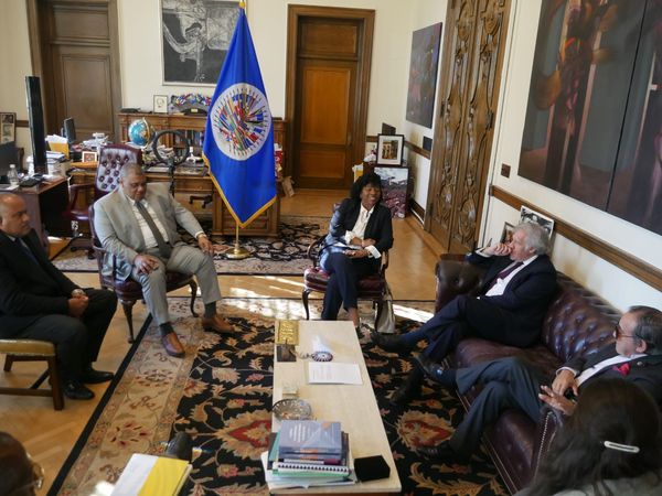 Secretario de OEA, gobernador de San Andrés y embajada de Colombia en USA se reunieron para definir cooperación para comunidades afrocolombianas 