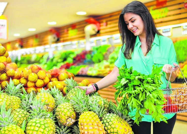 ¿Sin pavo y sin buñuelos? Los precios altos podrían quitarle sabor a la cena navideña