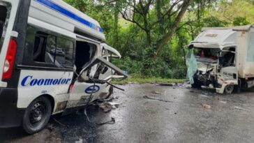 9 muertos dejó fatal accidente entre un bus y un camión en el Huila