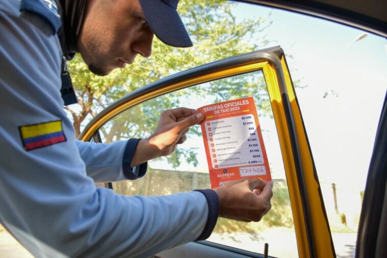 Anuncian sanciones contra taxistas que no calibren sus taximetros