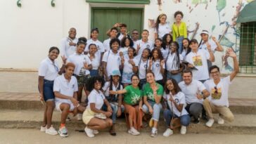 Colectivos de comunicaciones en Bicentenario y Barú: la apuesta por los nuevos liderazgos de la Fundación Santo Domingo