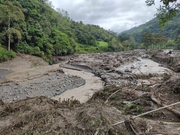Entregan primer censo oficial de afectaciones por creciente del río San Juan en Mistrató