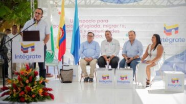 El gobernador de La Guajira José Jaime Vega Vence, en el encuentro con el embajador (e) de Estados Unidos, Francisco Palmieri.