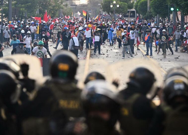 Gobierno de Perú se defiende ante la ONU de las críticas por uso de fuerza en las protestas