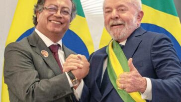 Gustavo Petro acompañó la posesión de Lula da Silva como presidente de Brasil