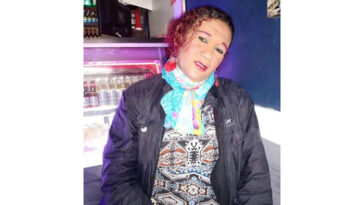 Hallan muerto a travesti en una habitación