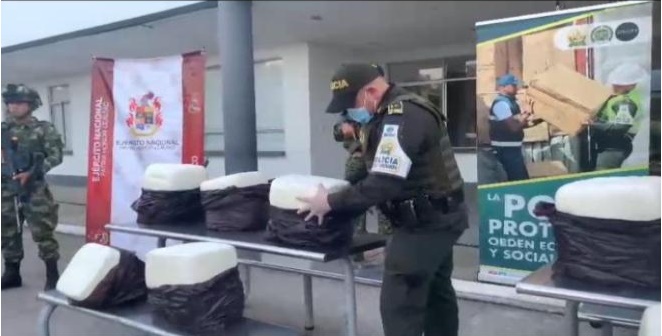 La Policía Fiscal y Aduanera aprehendió 250 kilogramos de queso en bloque de procedencia extranjera