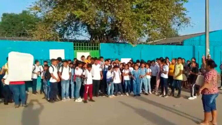 No hay garantías para recibir clases en El Vidrial, estudiantes