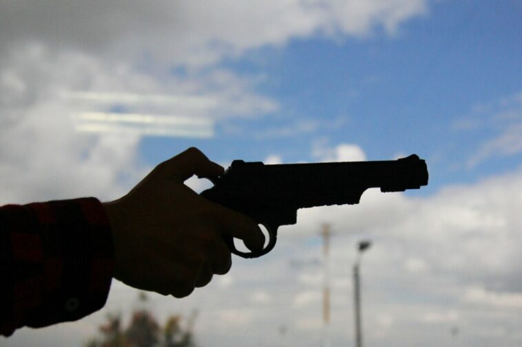 Noche de crimen en Engativá: a joven le dispararon en la cabeza