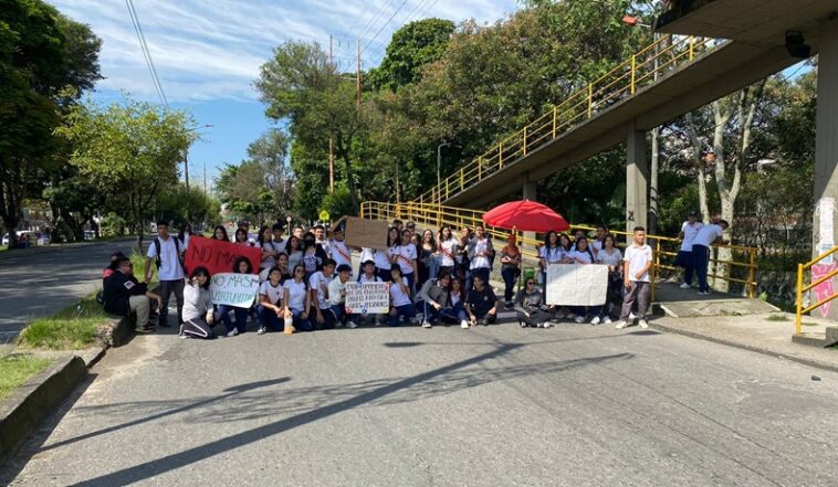 niños protesta