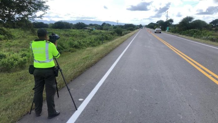 Pequeñas obras de infraestructura vial y los planes de movilidad escolar se realizarán en La Guajira.