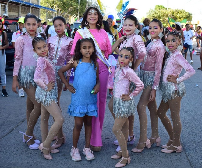 Barrancas celebró el carnaval de los niños