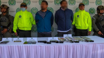 Capturan en Cundinamarca dos miembros del ELN con armas y 4 mil dólares
