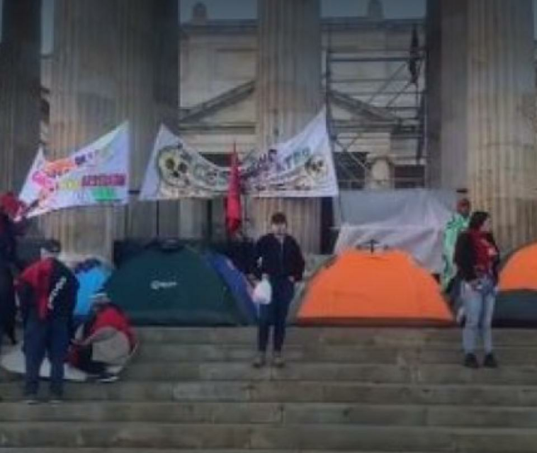 Hablan docentes de Cauca que armaron carpas para protestar en el Congreso