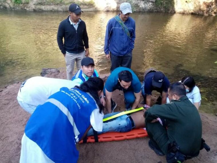 Indígenas arhuacos resultaron lesionados al caer de un puente